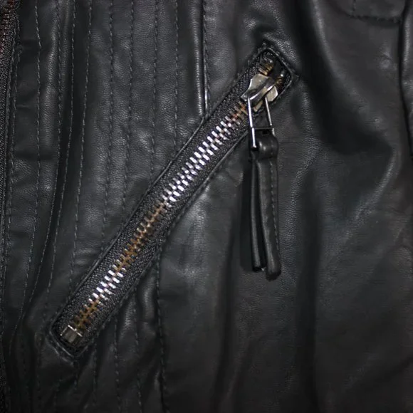 BlankNYC Onyx Vegan Leather Moto Jacket Black Zippered Pockets & Sleeves Multi - Picture 7 of 16